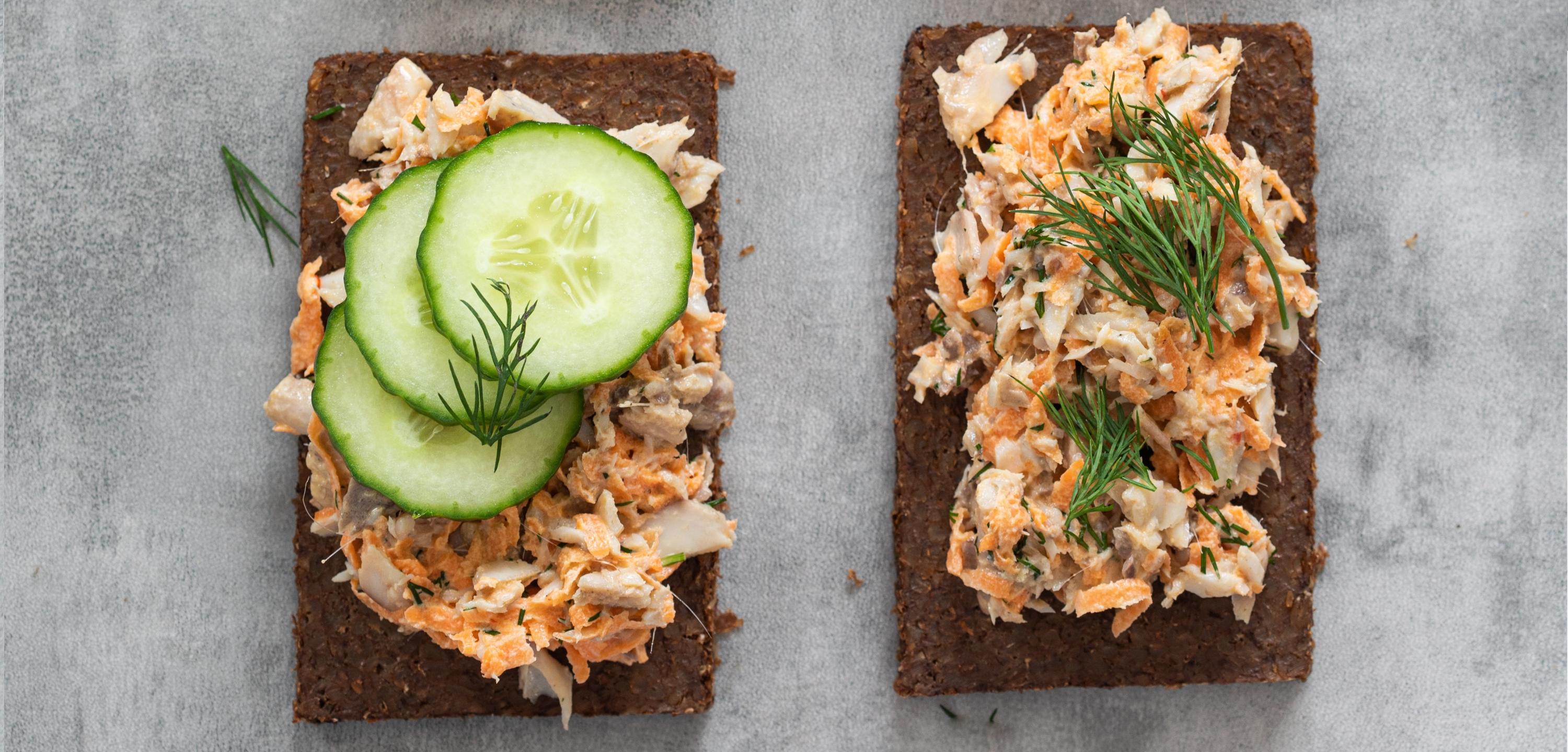 Heringrilettes auf Smörrebröd Heringrilettes auf Smörrebröd