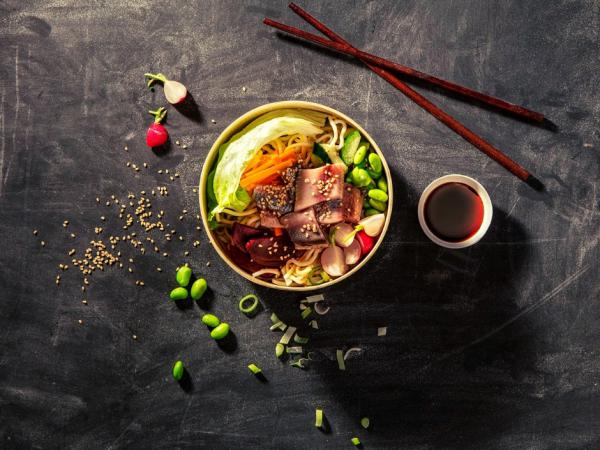 Sushi-Bowl mit Matjeshering 